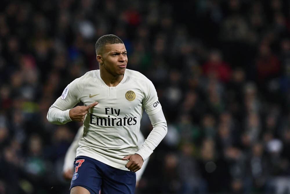 创历史新高 塔里木油田年发绿电突破20亿度